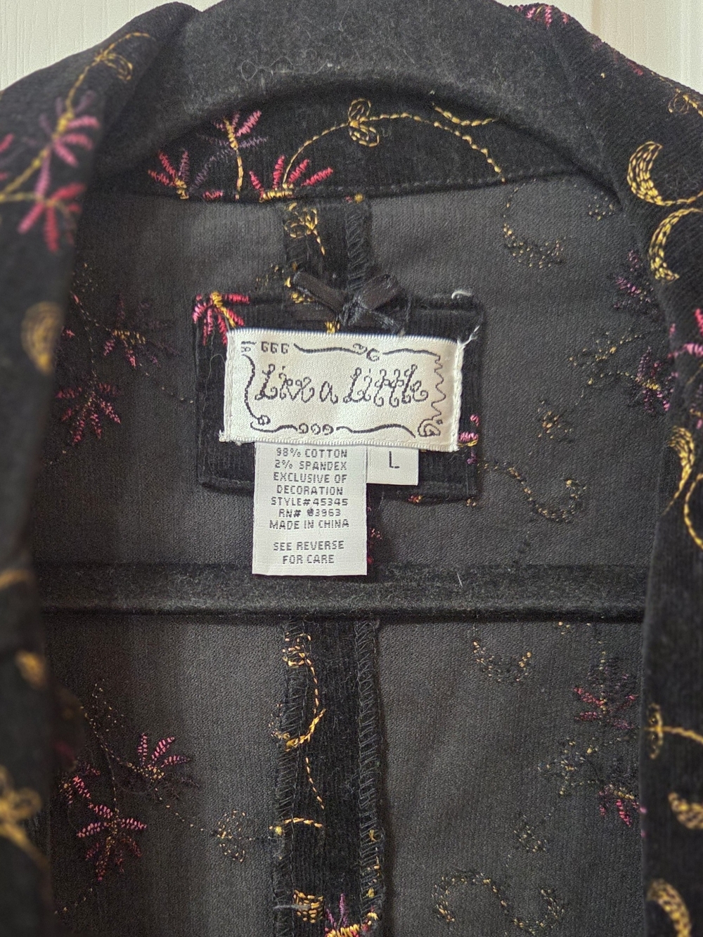 Live a Little Women’s L Black Velvet Embroidered Blazer with Gold & Pink Detail - Picture 3 of 10